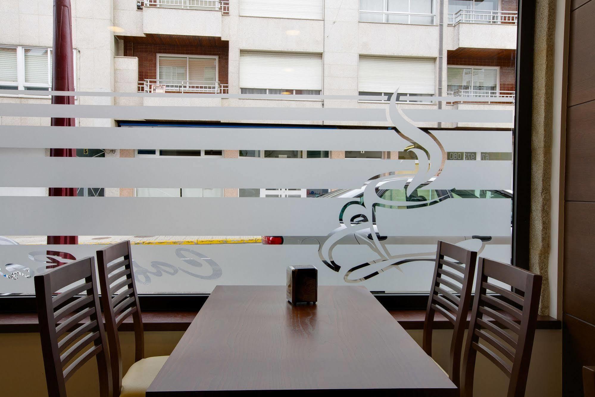 Pension Las Palmeras Lalin Luaran gambar